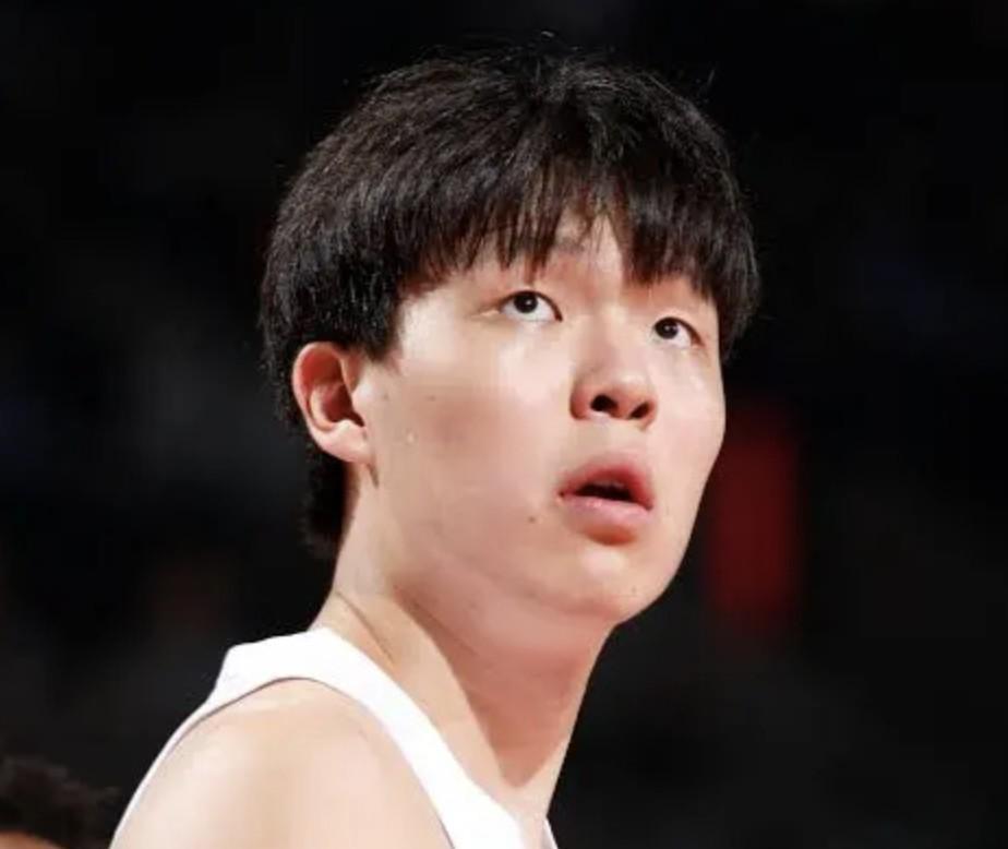 即嗨体育登录入口-记者：杨瀚森因伤加之长途返程，今日不出战混音队比赛